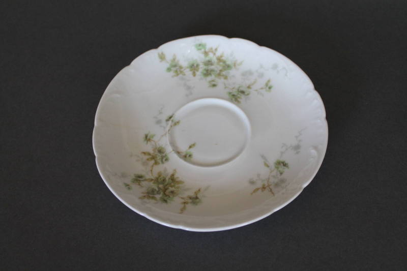 Saucers