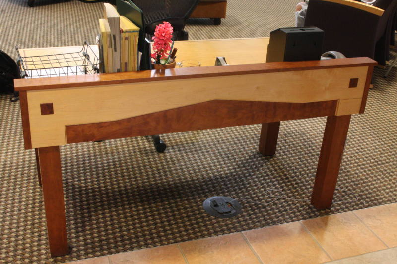 Lintel Reception Table