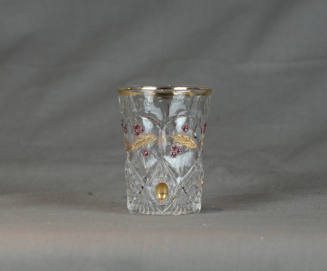 Paneled Holly pattern