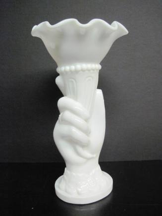 Hand Holding Cornucopia pattern