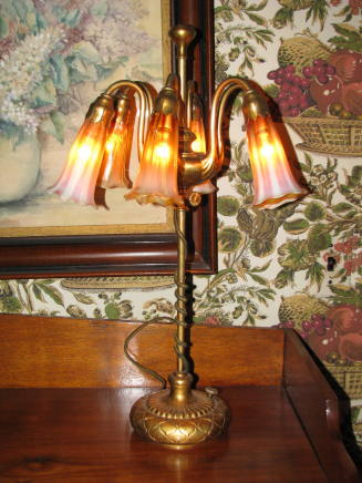 Six Lily Lamp