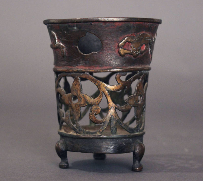 Stand, insert for glass cup