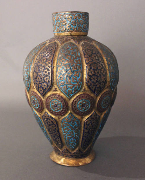 Vase with Lid