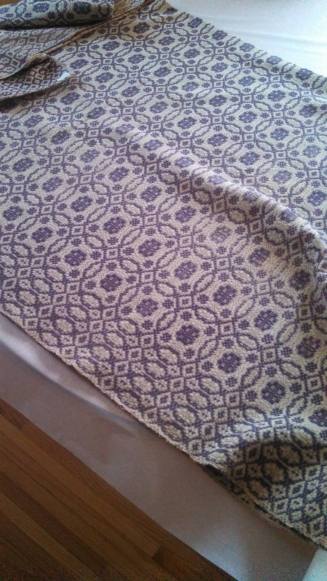 Lover's Knot and Chain pattern