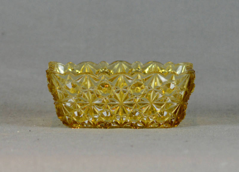 Daisy and Button pattern