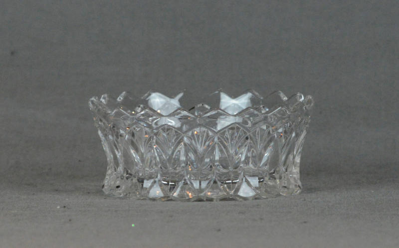 U.S. Glass Co. No. 15014 (AKA: Heavy Gothic; Whitton)