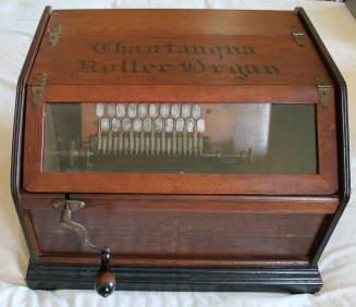 Music Box with Rolls