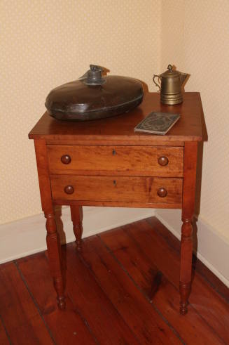 Sewing table
