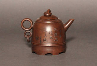 Teapot with lid