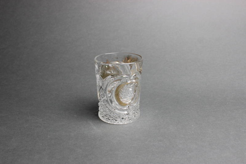 U.S. Glass Co. No. 15104 Victoria (AKA: Buzz Saw in Parenthesis, US Victoria)