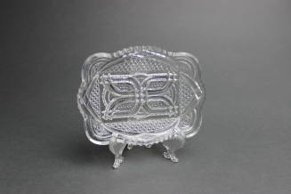 U.S. Glass Co. No. 15054 Massachusetts (AKA: Arched Diamond Point, Cane Variant, Geneva, States series)
