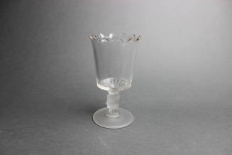 Lion head wine glass in transparent glass