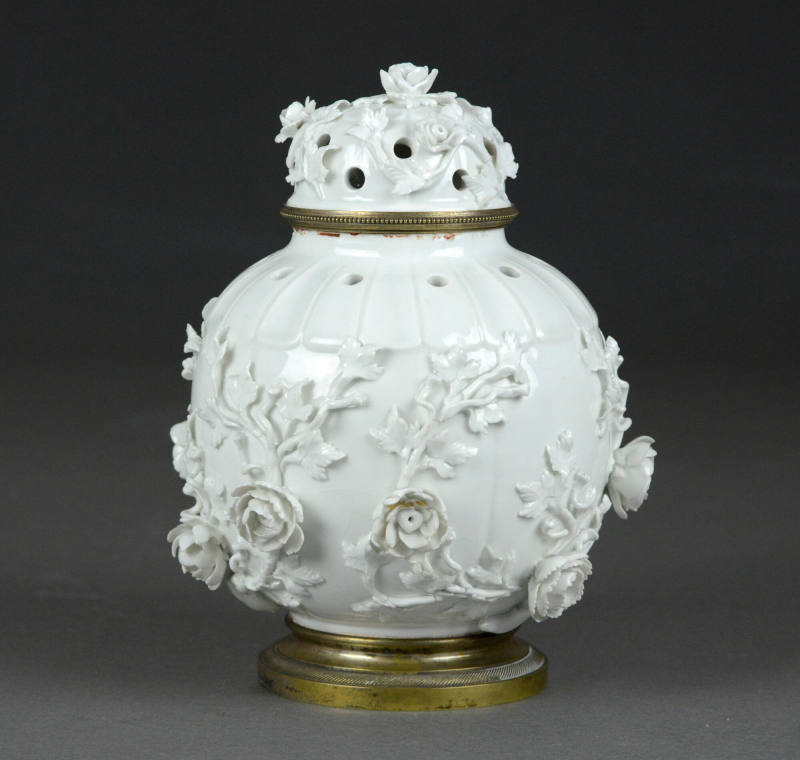 Potpourri Vase w/ Lid