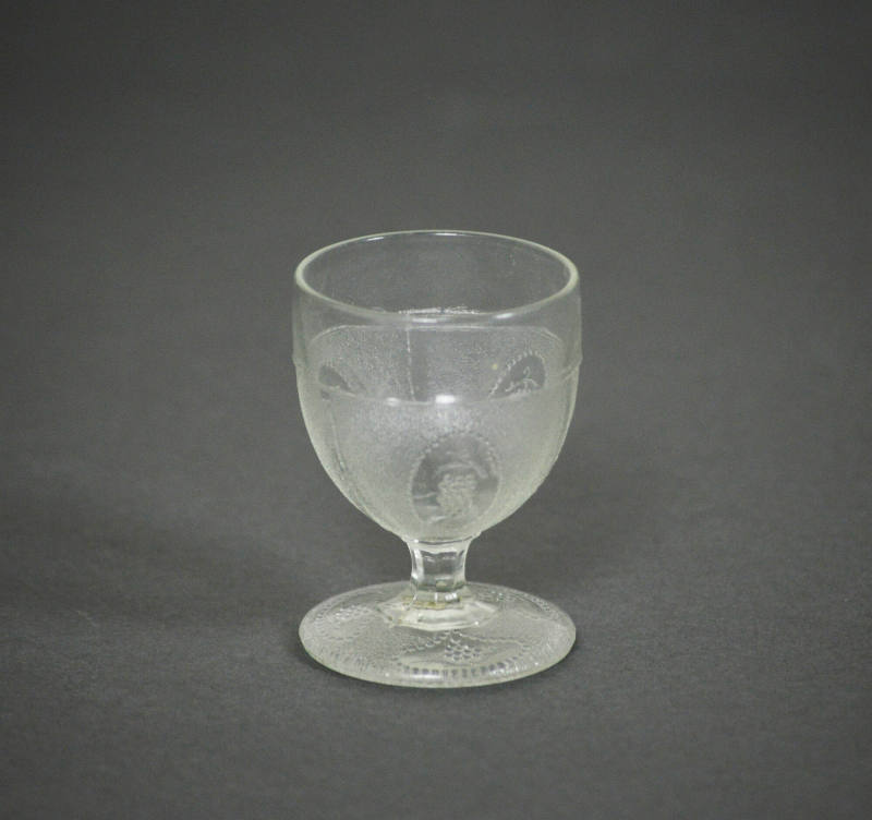 Beaded Grape Medallion pattern