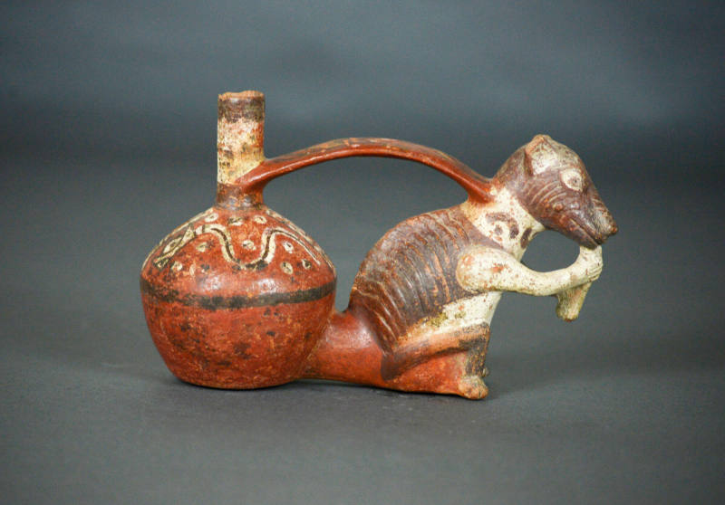 Stirrup vessel