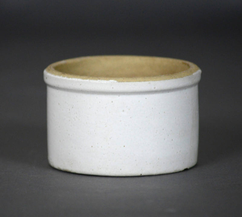Crocks / Pots