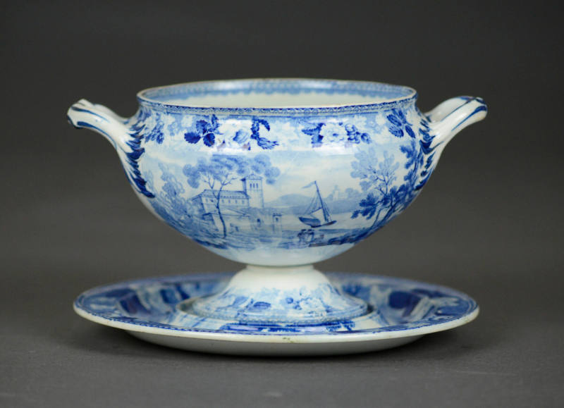 Sauce Tureen with stand