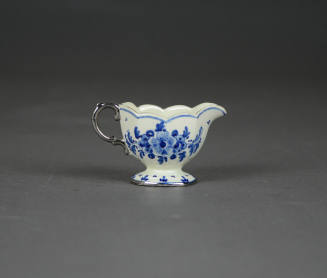 Sauce boat, minature