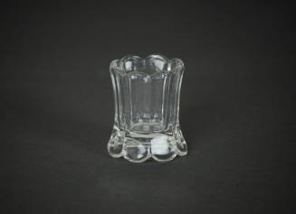 U.S. Glass Co. No. 15047 (AKA: Colonial, Plain Scalloped Panel)
