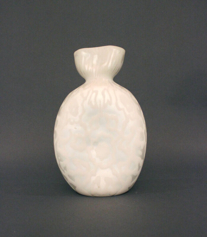 Satin Rose and Acorn Pattern