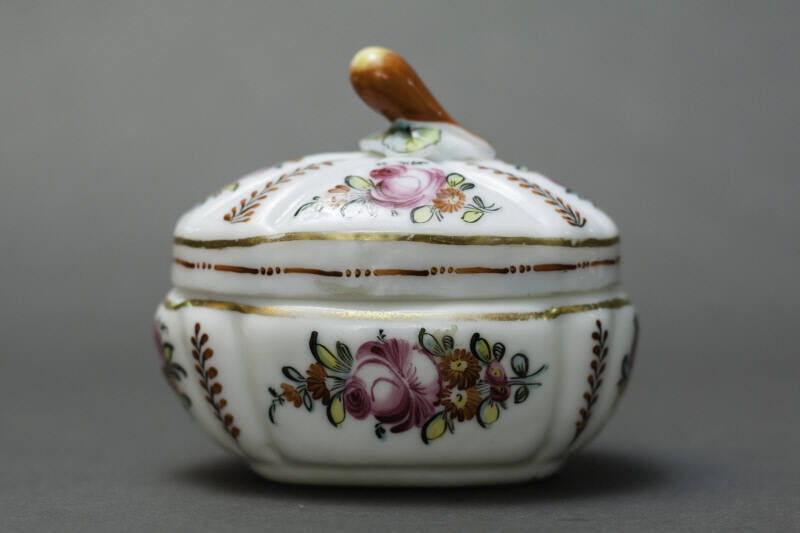 Sugar Box with cover