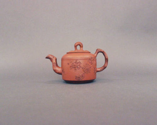 Teapot and lid