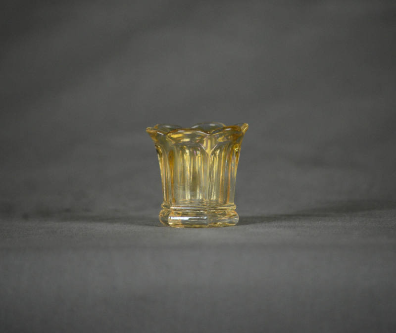 Fostoria Glass Co. No. 1913 Flemish pattern