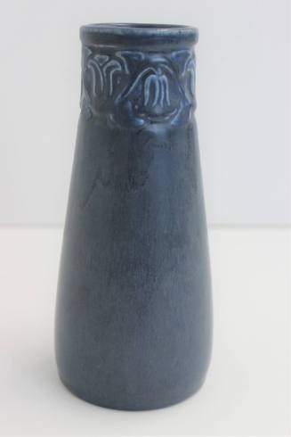 Vase (#2111)