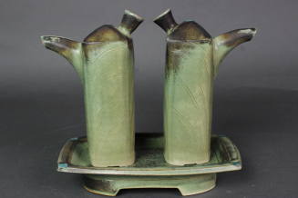 Two pots with an undertray