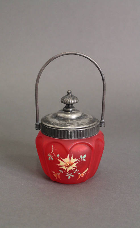 Open-Heart Arches pattern