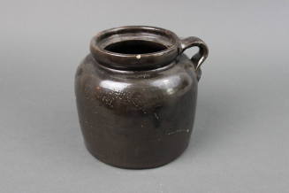 Brown Bean Pot / Crock