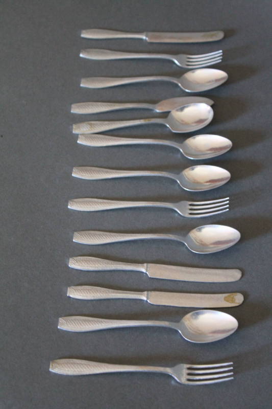Toy, silverware set