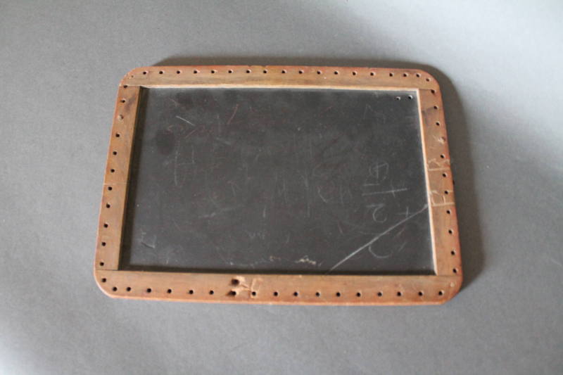 Toy, writing slate / chalkboard