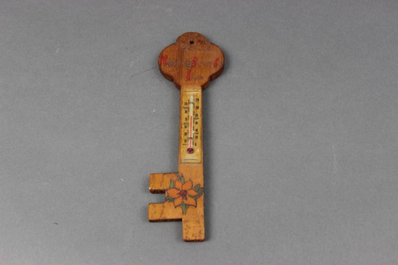 Themometer (wooden key)