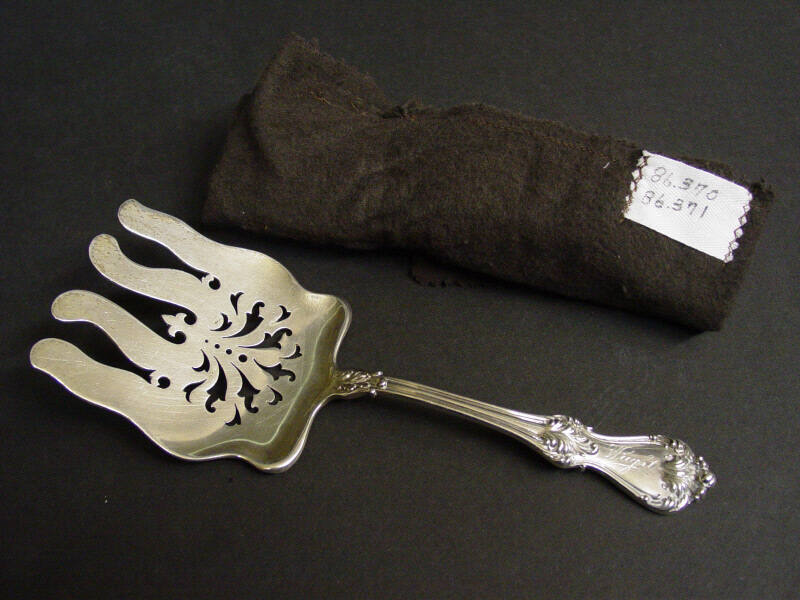 Serving Fork / Fish Serving Fork