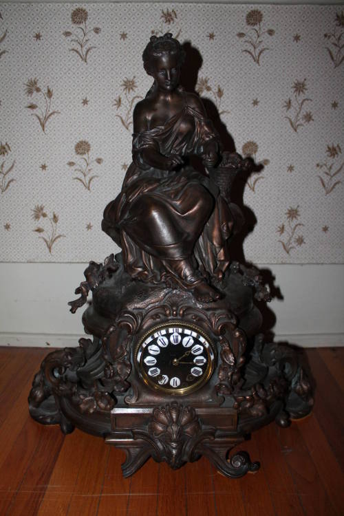 Mantle Clock