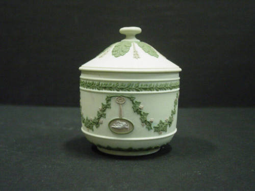 Jar with lid