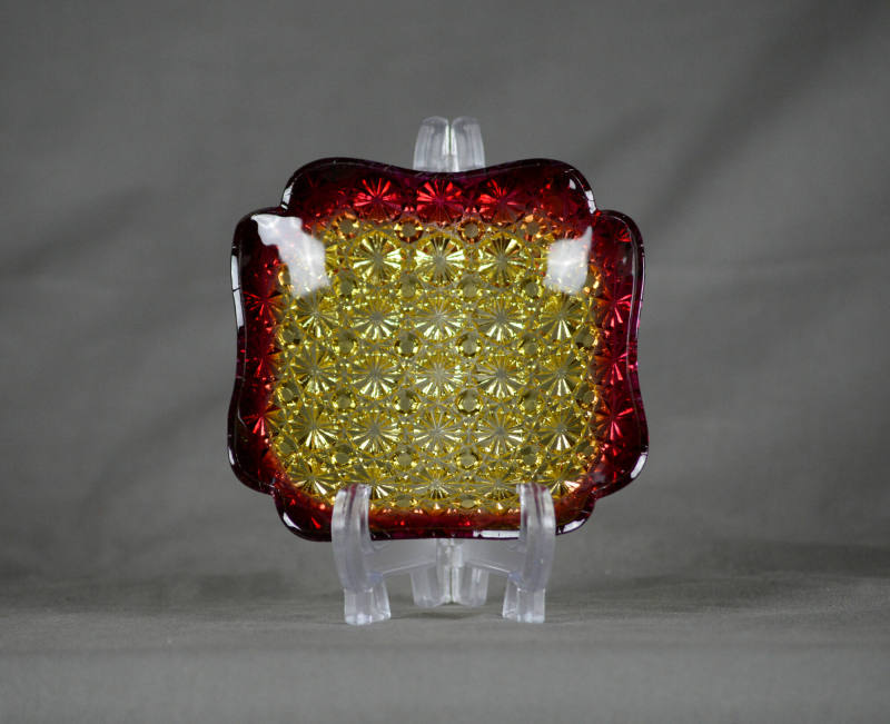 Daisy and Button pattern