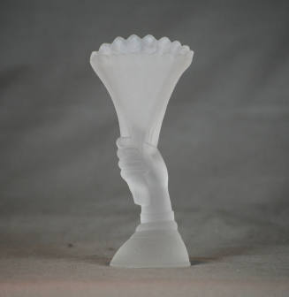 Centennial pattern (AKA Centennial Hand Vase, Hand Bouquet Holder (OMN)