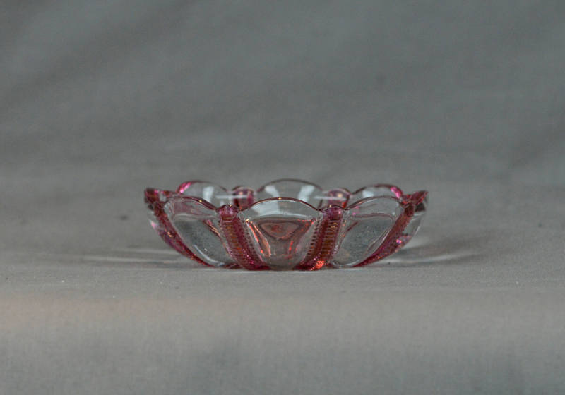 U.S. Glass Co. No. 15069 Iowa (AKA: Paneled Zipper, States series)