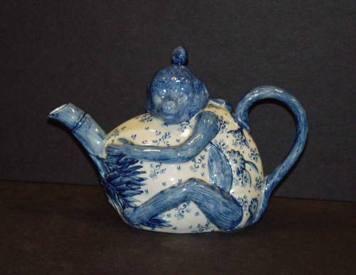 Teapot w/ lid